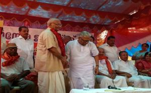 VS & SRP as the Jatha Enters Kerala