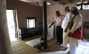 Jatha Leaders at the Wardha Ashram