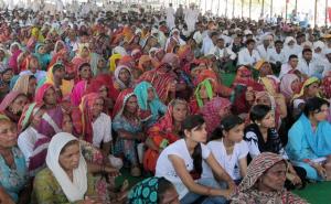 Women at the Gharsana Meeting
