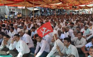 People at the Sikar Meeting