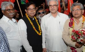 Western Jatha Leaders Being Received at AKG Bhawan