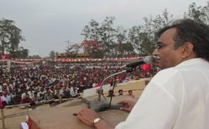 Com. Surjya Kanta Mishra addressing a mass meeting in Andal