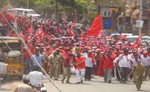 Rally in Chikballapur in support of G V Sreerama Reddy