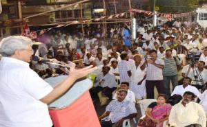 Com. Sitaram Yechury campaigning for Com. B. Vikaraman in Madurai.